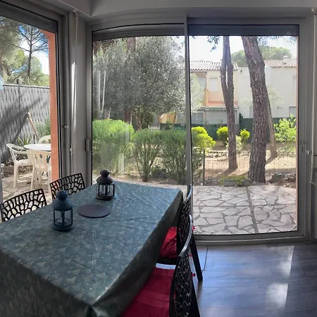 Апартаменты L'Oasis Des Pins *